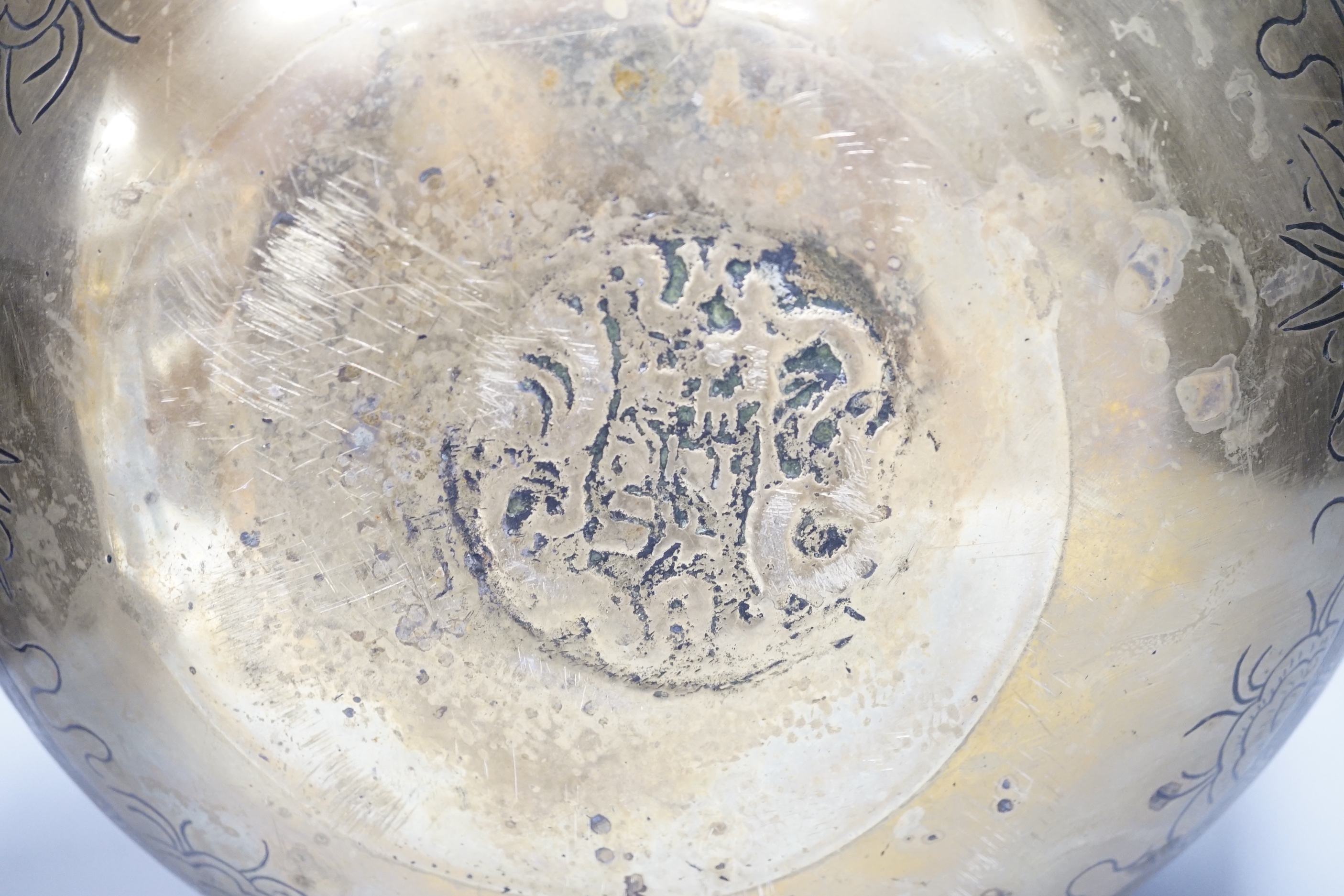 A Chinese brass ‘dragon’ engraved bowl, early 20th century, 33cm diameter